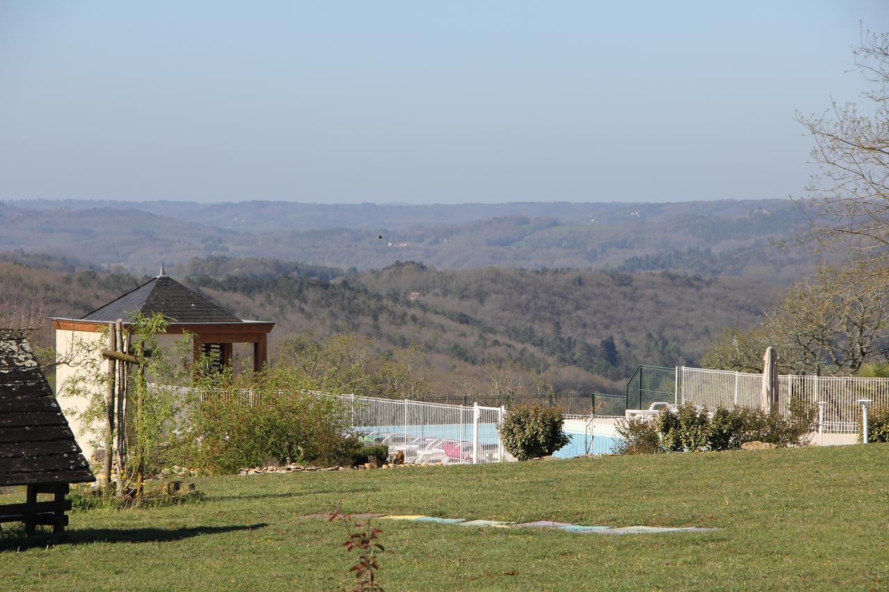 Domaine Des Compouzines Hotel Montignac-Lascaux Exterior photo